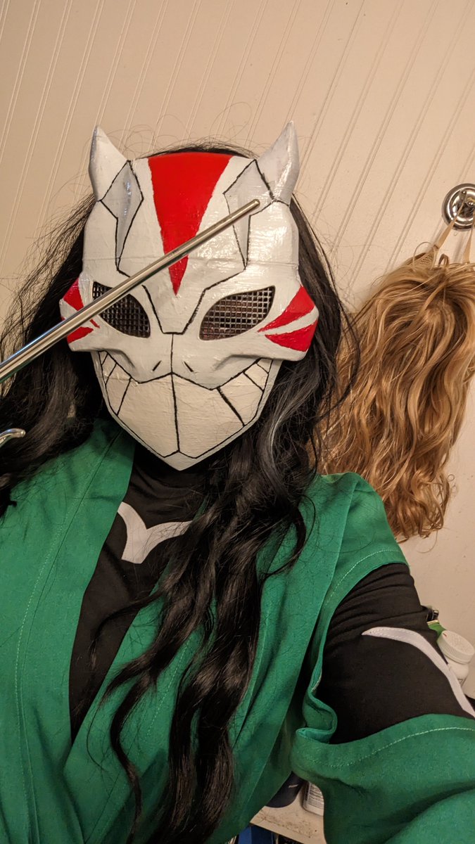 faeerrie's tweet photo. Who will I see at #FANX23 tomorrow? 👉👈👀 https://t.co/6BLEKSyL3V