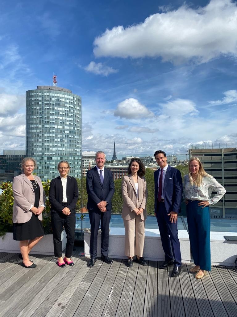 Visite de la sec d'État 🇸🇪 <a href="/PetraNoreback/">Petra Noreback</a> à <a href="/PariSanteCampus/">PariSanté Campus</a> dans le but d'apprendre comment la France travaille avec le développement de la #santénumérique. Merci à Directeur <a href="/AntoineTesniere/">Pr Antoine Tesniere</a> pour l'accueil ! #santénumérique #innovation <a href="/AckoAnkarberg/">Acko Ankarberg J</a>  <a href="/socialdep/">Socialdepartementet</a> <a href="/esante_gouv_fr/">Agence du Numérique en Santé</a>