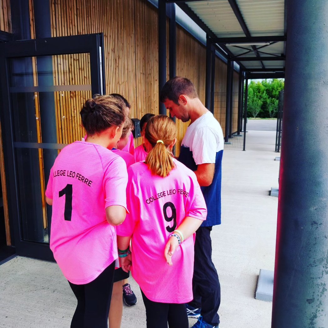 Hier c'était la journée nationale du sport scolaire! L'occasion pour nos 6e de découvrir nos activités de L'AS. Au programme : Danse, futsal, RAID, athlétisme et sport santé. Bravo à nos élèves d'avoir relevé les défis!!! @unss_national <a href="/unss31/">Unss31</a>