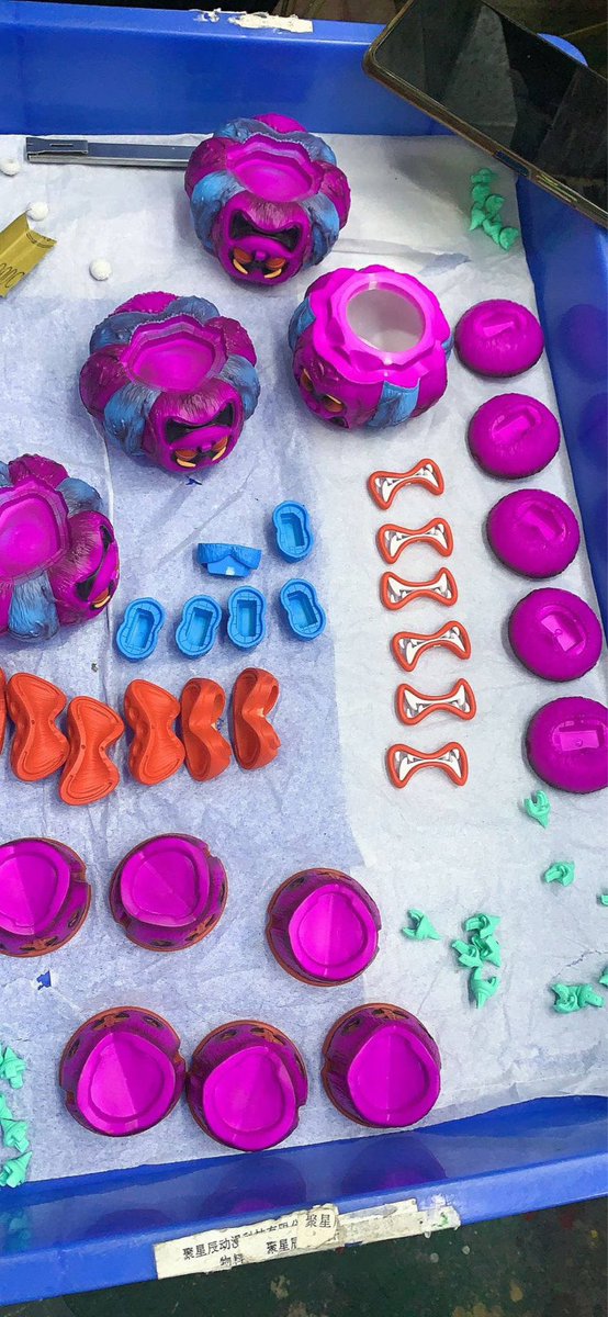 Good morning <a href="/KOZMONAUTS1/">KOZMONAUTS</a> <a href="/FursLTA/">FursLTA 👁🍄🌈</a> and everyone else on X 

It’s Thursday and we’re nearly at the weekend 😈

Paint job update 😈 things are moving along nicely. 

Notis on for further updates 😈🖖🏻👽 #LTA #KOZMONAUTS #EXZIDIA #FURSLTA #FursFigurines