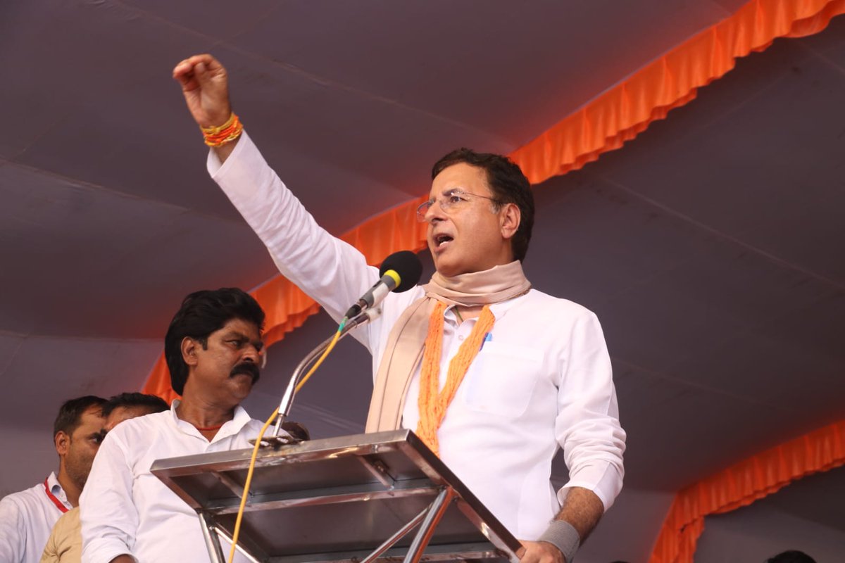 INCMP's tweet photo. मध्य���्रदेश कांग्रेस के प्रभारी महासचिव श्री रणदीप सिंह सुरजेवाला जी ने जबलपुर के पाटन में विशाल जनसभा को संबोधित किया।

@rssurjewala https://t.co/t8xigNMHcm