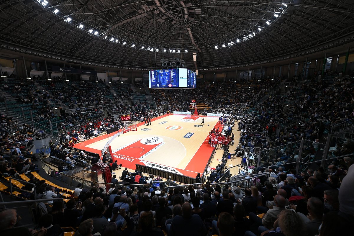 ULEB Executive Committee welcomes new members following General Assembly
uleb.com/news/uleb-exec…