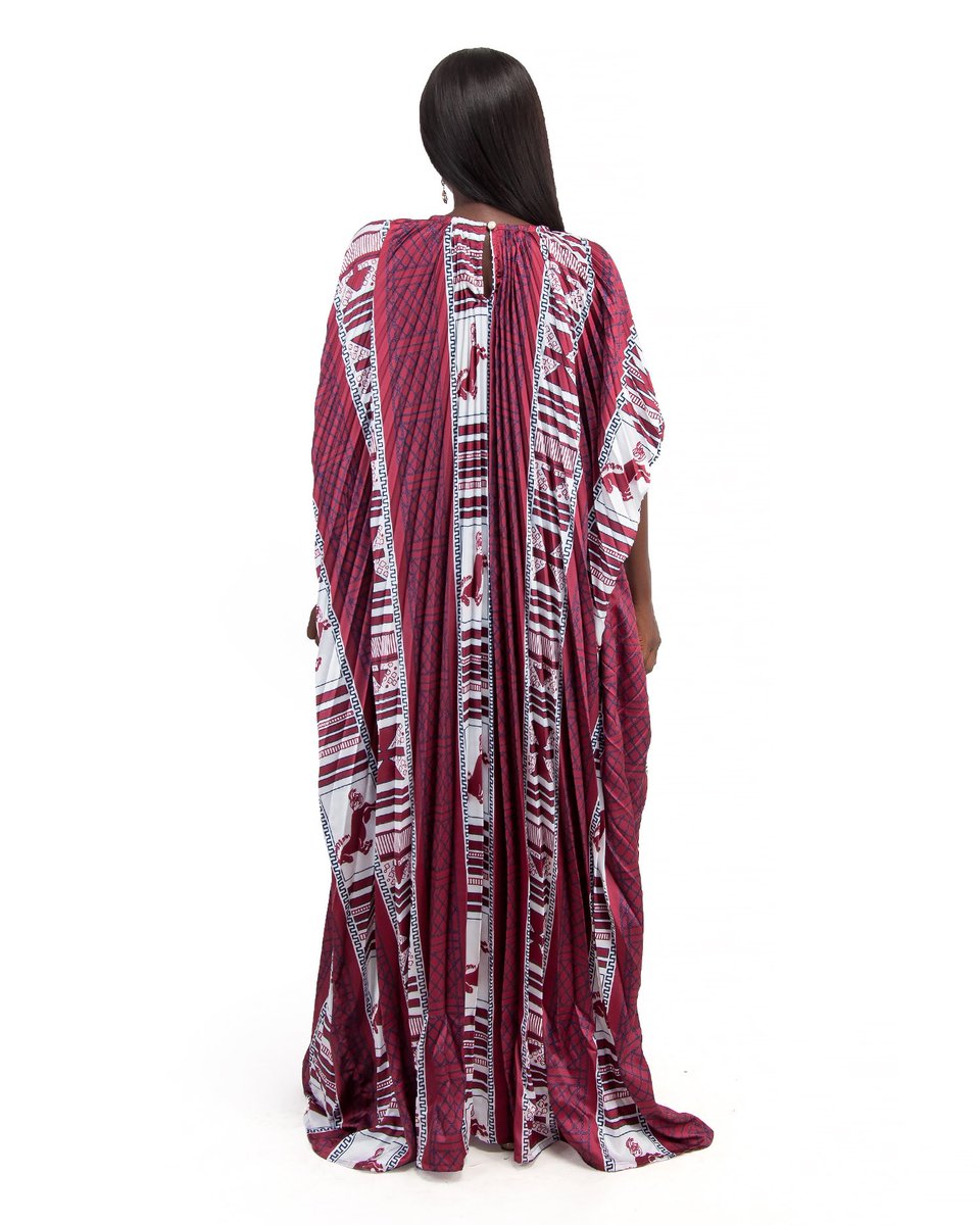 patrickayanski's tweet image. Step out looking classy today in our beautiful pleated kaftan 

It’s easy to wear, classy, sophisticated and comfortable 

Place your orders online via DM, or walk into any of our stores to purchase 
#AyanskiFabrics #PatrickAyanski