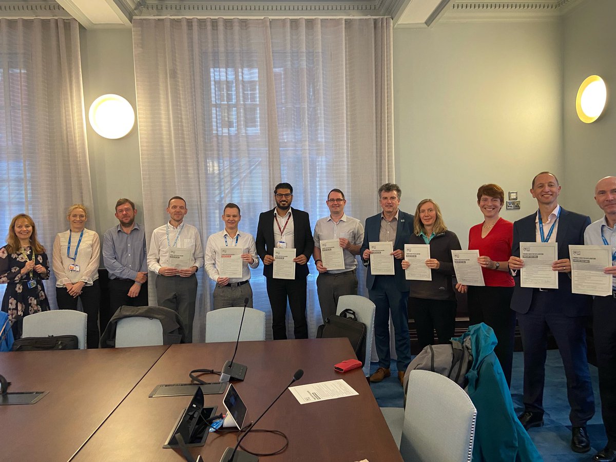 Yesterday our Group CFO, Group Deputy CFO and directors of Finance all renewed their @OneNHSFinance declarations as we work towards our L2 reaccreditation, these declarations demonstrate commitment to the skills development agenda and continuous improvement @nwsdn 🖊️💙