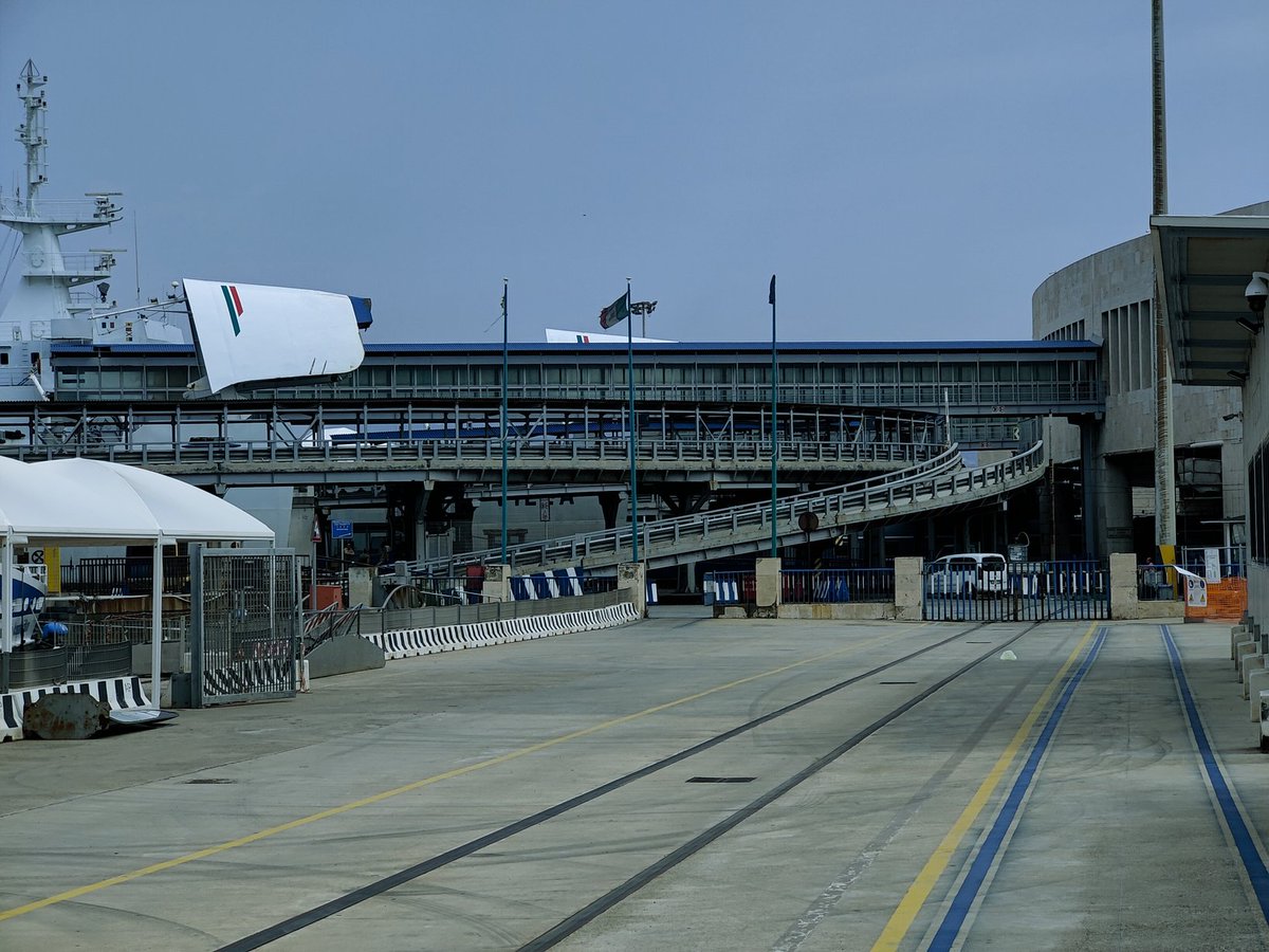 peteraday's tweet photo. @seatsixtyone Not easy to see but your train is there behind the ramp. I was that close to you!
(You can see the lifted bow of the ferry) https://t.co/UCRTREZpAC