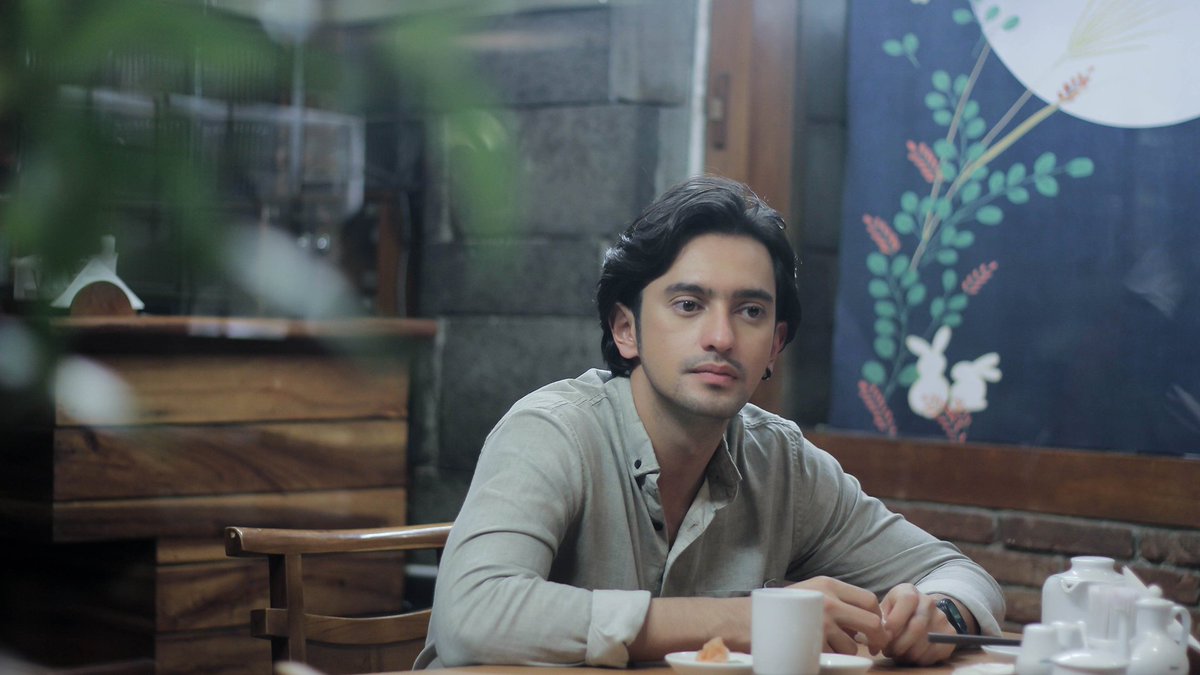flickmagazine's tweet photo. Diangkat dari kisah Wattpad, #Invalidite menghadirkan romansa manis menggemaskan seorang badboy dengan gadis cacat tapi baik hati.
Meski alurnya tidak selalu mulus, tapi secara keseluruhan tersaji menarik. Apalagi kemudian diimbuhi dengan unsur thriller yang membuatnya berbeda. https://t.co/XHnfb3tKcy