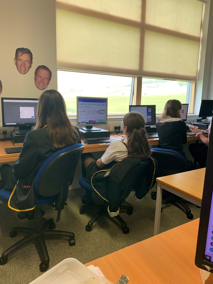 Our Learning for Sustainability team hard at work yesterday lunch time working on @TechFestNews Regenerate our High Street project with a focus on sustainability @OLSPHigh #teamolsp @LaudatoSiMvmt @KSBScotland