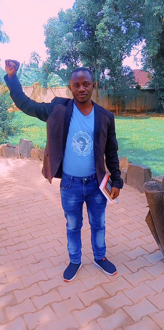 mkRoberts8's tweet photo. @EUinUG @SwedeninUG @NimdUganda No need of.celebrations are not needed in Uganda when our brothers and sisters are still being kidnapped by the junta regime of #M7 and his son https://t.co/EEMeRE9X54