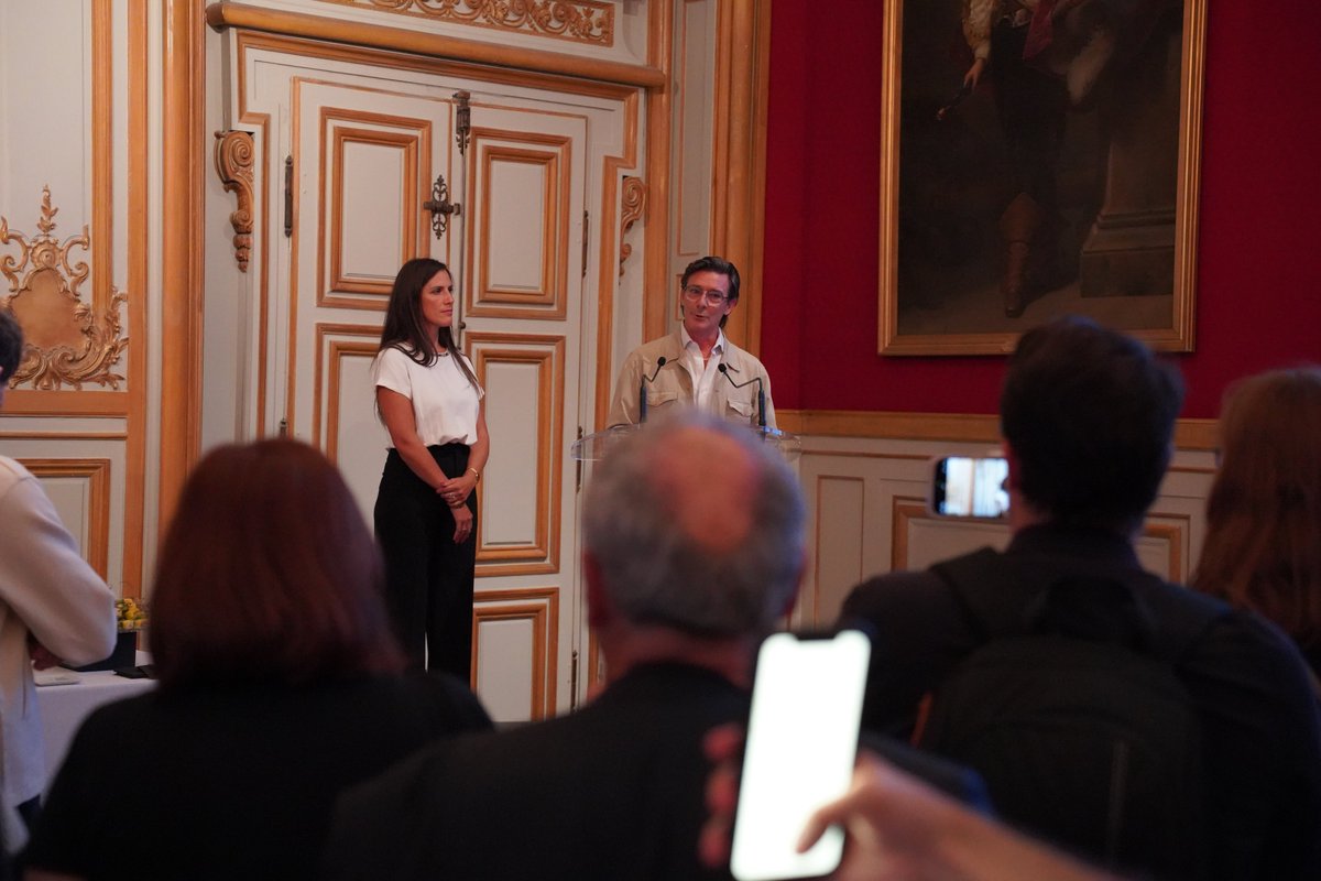 [Inauguration #AuraInvalides] Retour en images sur la soirée d’ouverture de la nouvelle expérience immersive : #Aura ; à découvrir dès ce vendredi 22 septembre dans le Dôme des #Invalides ! 
Plus d’informations : aura-invalides.com