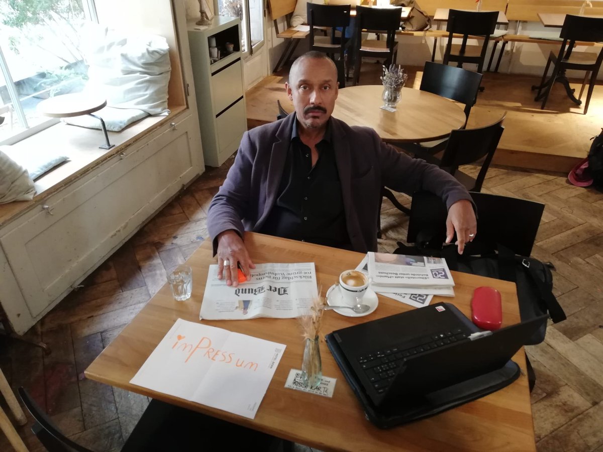impressumCH's tweet photo. Michael Burkard, impressum, bereit, #DerBund und@BernerZeitung- Mitarbeitende zu beraten wegen #Tamedia Stellenabbau. Achtung: Im https://t.co/Ef1eLPDz5R https://t.co/uNDAt1UQYS