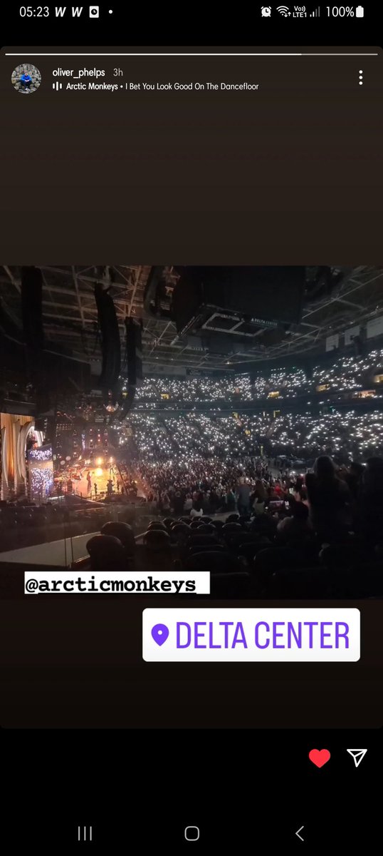 simplesmente o bom gosto do velho 🤌 vamos em um show juntos Ollie 🥹