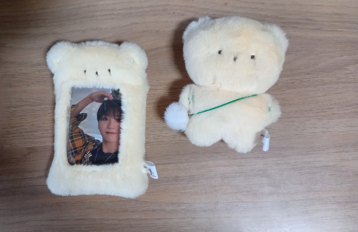 jululing's tweet photo. 드디어 왔다ㅜㅜㅜㅜ
#뿌들레 #승관 #세븐틴 https://t.co/GyAkwNPD6Z