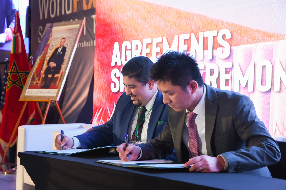 huawei_power's tweet photo. Huawei has signed an MoU with @IRESEN at the #WorldPtXSummit, aligning with Morocco's sustainability strategy. The two parties will work hand in hand to support digital transformation and energy transition in the renewable sector. https://t.co/lbbEs3zdgH