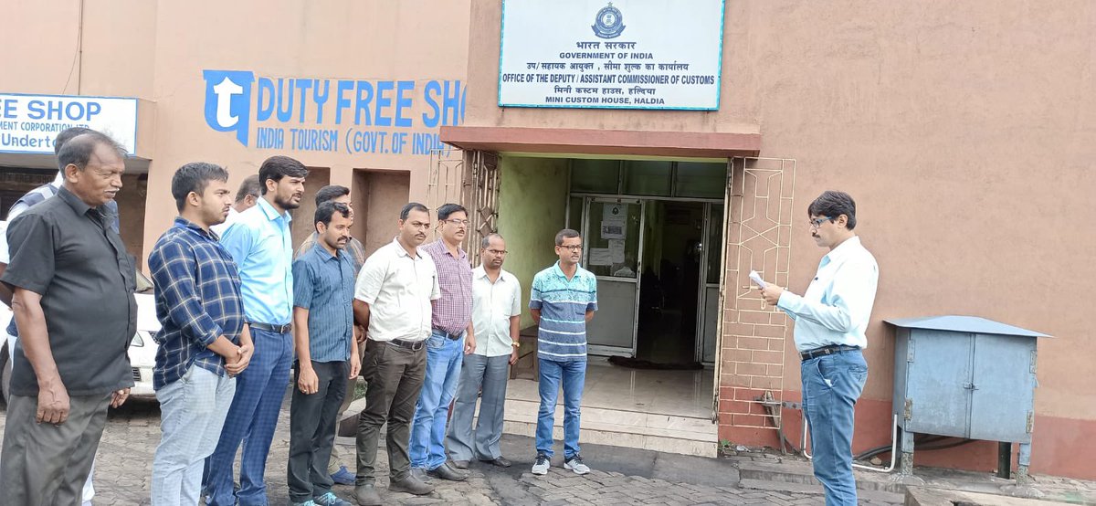 Kolkata Customs tweet media