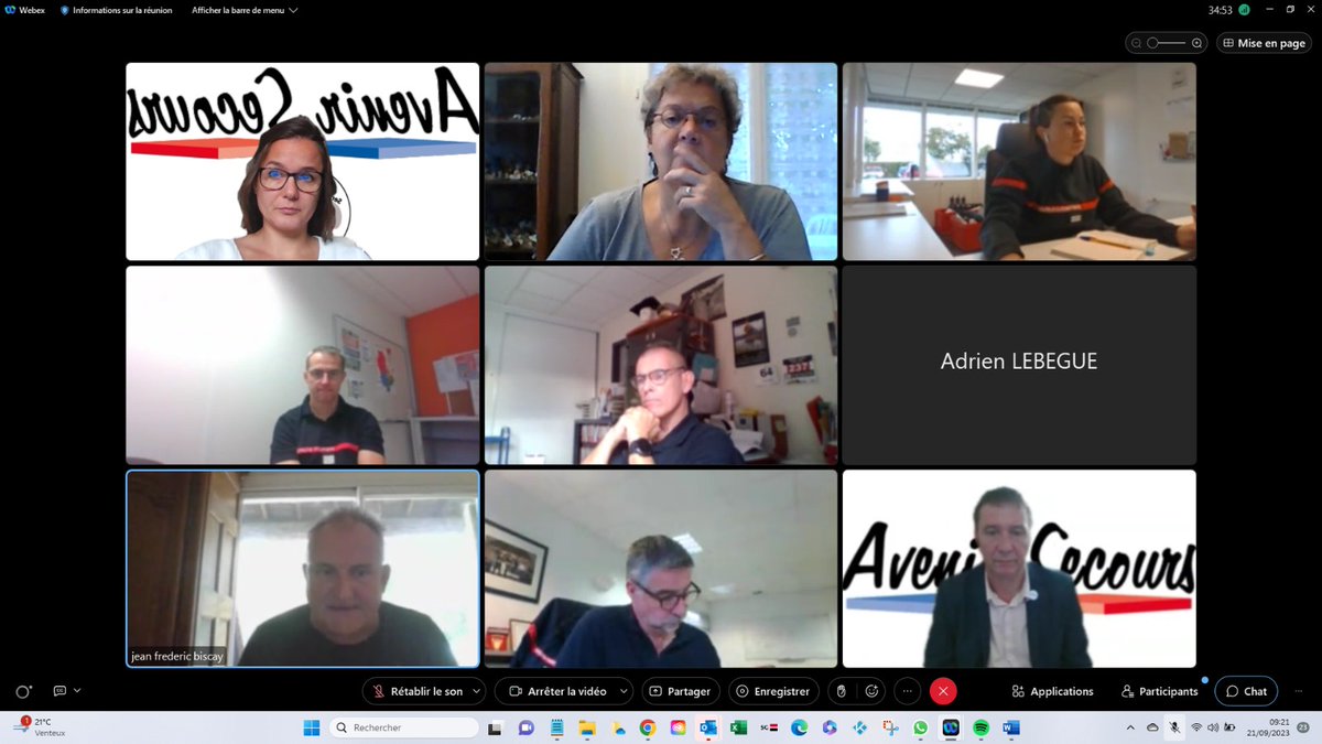 AvenirSecours's tweet image. [Vie du bureau national]
[COMEX]

Ce matin #Christophe #Auvray  réunit le Comité exécutif d' @AvenirSecours pour traiter des nombreux sujets intéressant notre organisation, les dossiers particuliers et la préparation des RDV à venir.