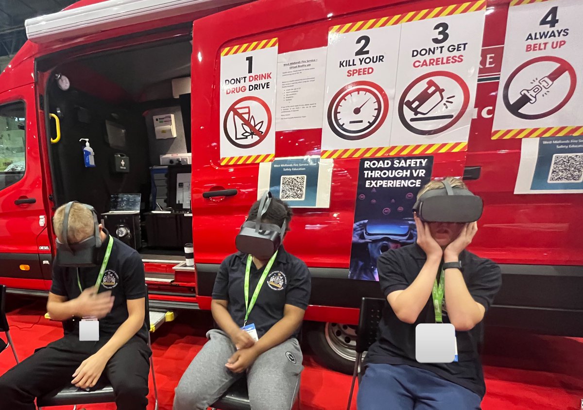 Croydon Youth Engagement Team tweet media