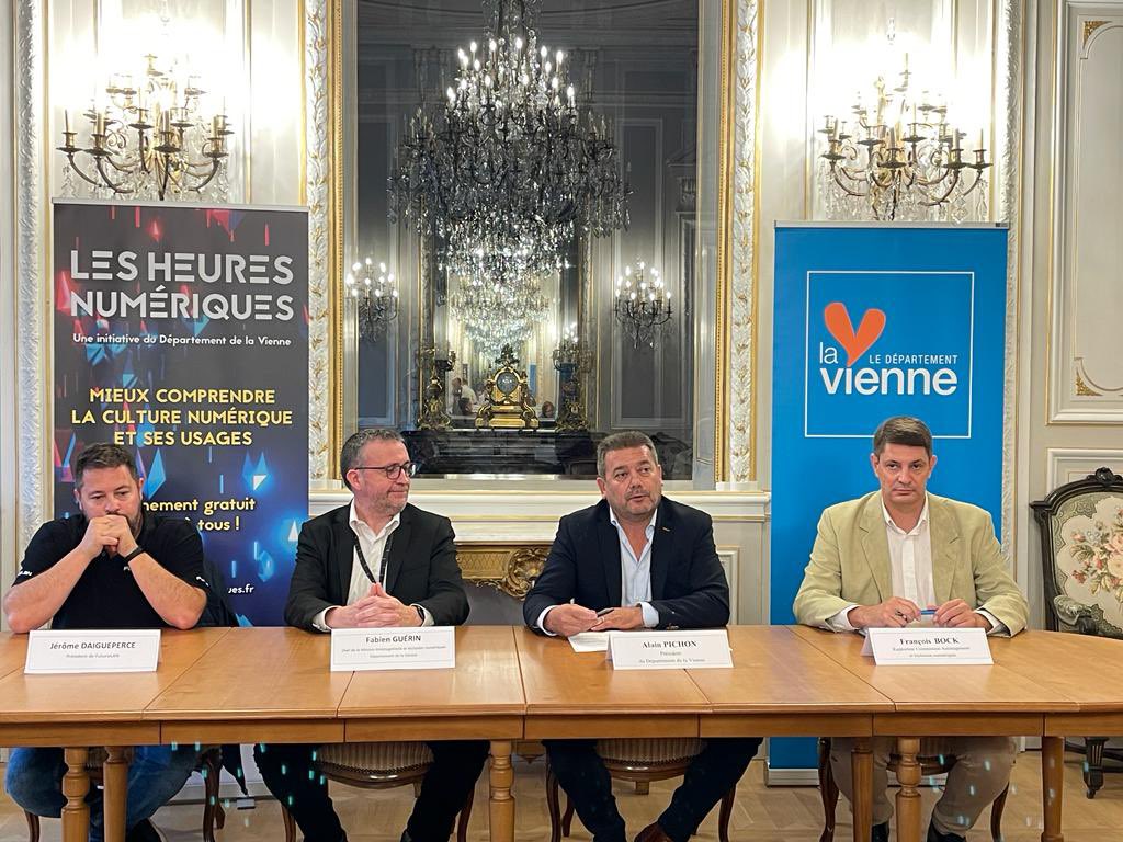 Département de la Vienne tweet media