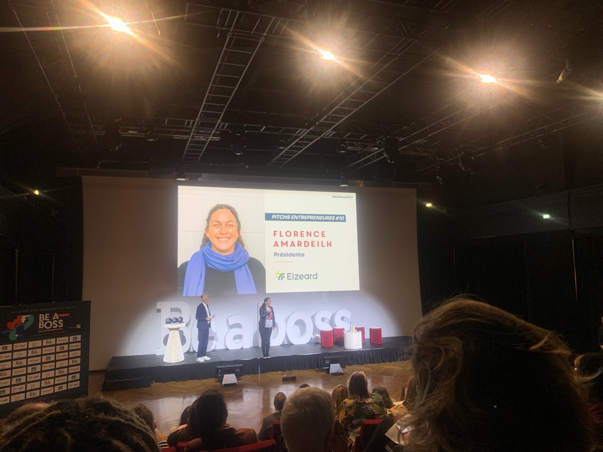 LesPrem1eres's tweet photo. #Premièrestropfières Florence Amadeilh pitch elzeard aux awards #beaboss https://t.co/wTH9uCnxxW