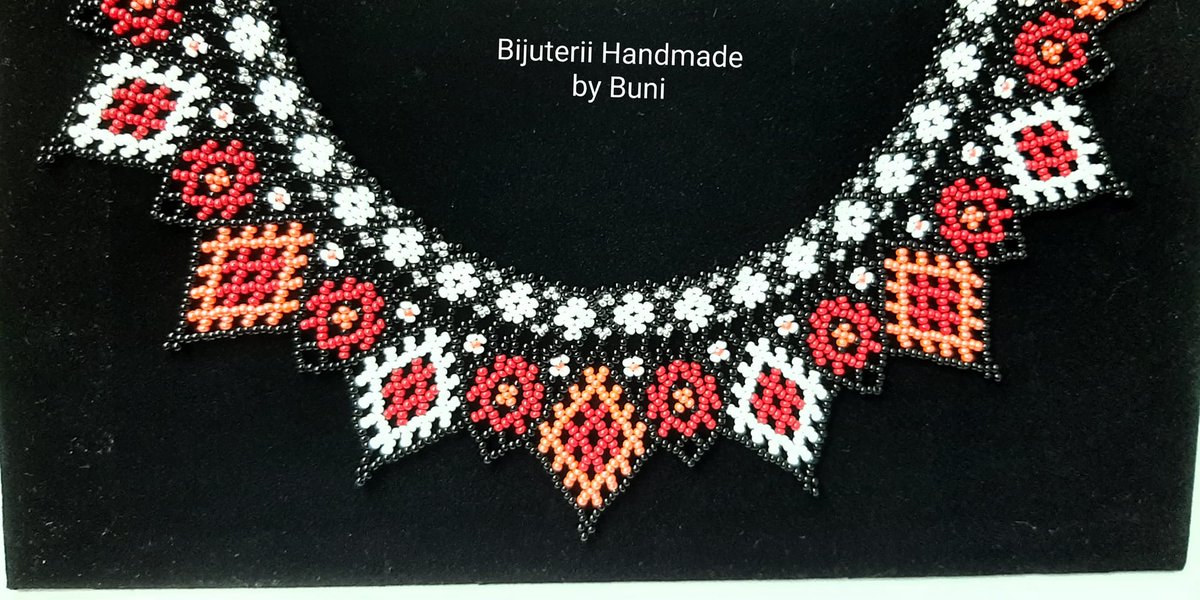 🌸 Join me for a brand new tutorial! Discover a fresh ethnic-style necklace design in deep red, black, and orange shades that I hope you'll adore! ❤️ #handmadebybuni #jewelrytutorial #beadednecklace #necklacetutorial Watch now: youtu.be/CSLIlFzMkvw?si…📿