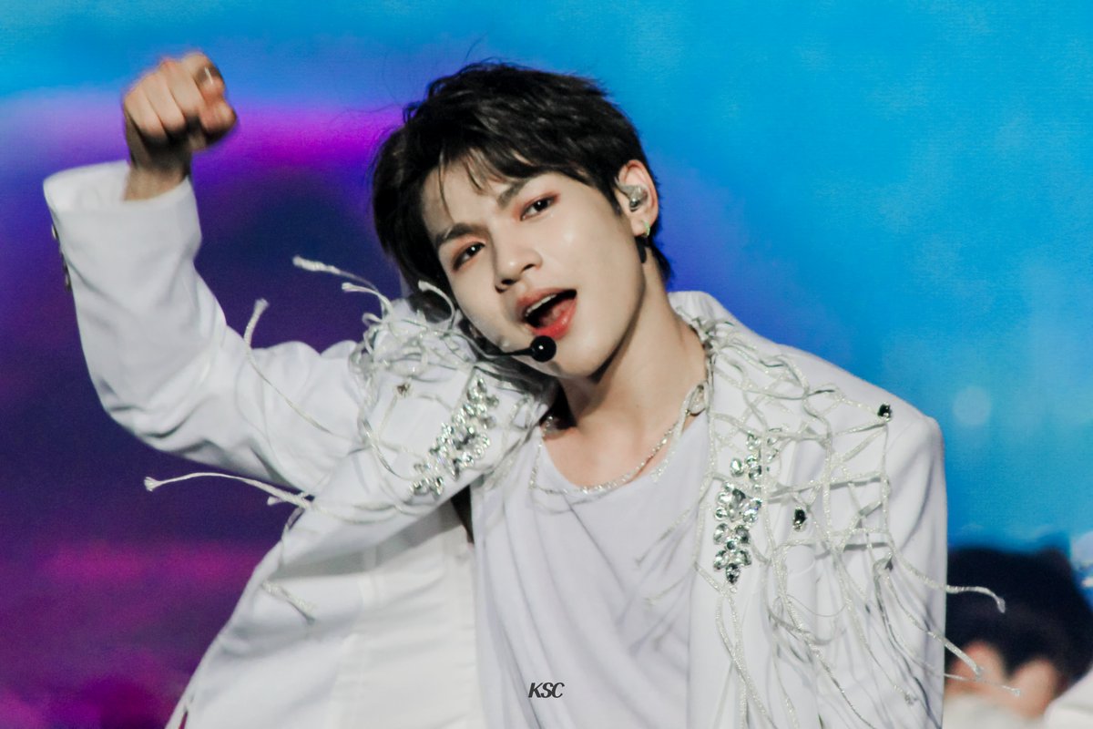 230909 HORI7ON CONCERT

흔들렸지만 잘생겨서💗

#HORI7ON #호라이즌 #KIM #킴 #HORI7ON_KIM