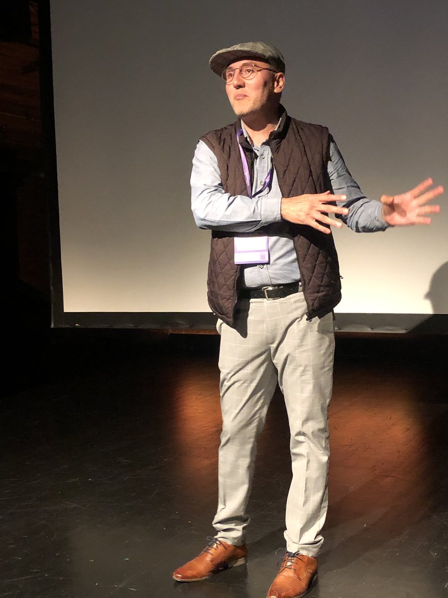 <a href="/valtosensanna/">Sanna Valtonen</a> <a href="/KaarinaNikunen/">Kaarina Nikunen🇺🇦🇫🇮🇪🇺</a> <a href="/SarahElwood1/">Sarah Elwood</a> @sukhmani_sees <a href="/RezaAdib1361/">Reza Adib</a> @TampereUni <a href="/HassanFazili/">Hassan Fazili</a> Refugee Film Festival vieraili  kansainvälisessä #geomedia2023 tutkijakonferenssissa Tampereella 20.-22.9.23. 
Dokumentaristi Reza Adib avasi Moria-valokuvanäyttelynsä ja näimme hänen dokumenttinsa A Letter From Kabul sekä Hassan Fazilin Midnight Traveller. Kiitos järjestäjille!