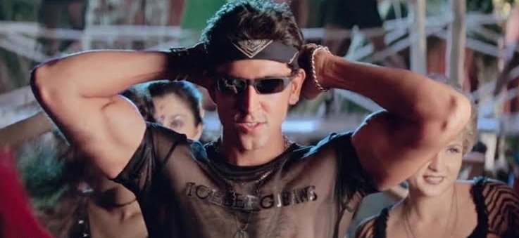 WVish_Official's tweet photo. Yes, I agree that #ShahRukhKhan𓃵 is the biggest superstar from India, but people who believe that he is the last one, they either don't know about #HrithikRoshan𓃵 or they are just biased.
It's definitely Hrithik, who is the last of the stars. https://t.co/tKSKD8HzCC