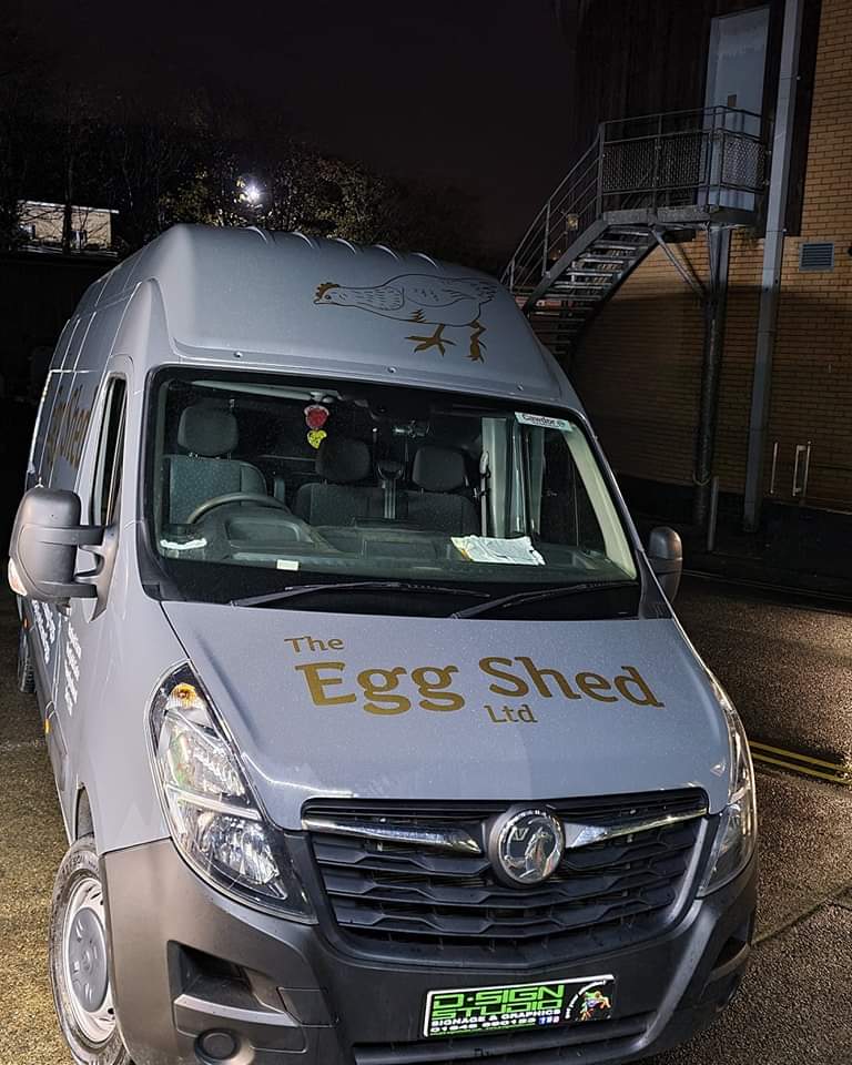 dsignstudio1992's tweet photo. This established business decided to get their new delivery van branded, and I've got to say, it's not one you come across very often!
Hopefully, it's helping their business with the difficult times the industry is going through at the moment!
@Metamarkuk #M7gold #DSignStudio https://t.co/c538zlLLAj