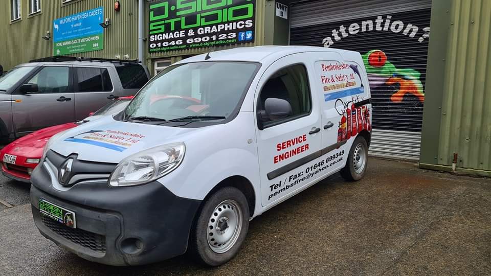 dsignstudio1992's tweet photo. Another returning customer with a new van, and again, zero changes wanted to a design we came up with 9 years ago... we must be doing something right 👍
@metamarkuk #DsignStudio #MilfordHaven #Pembrokeshire https://t.co/gI5lDMGrDN