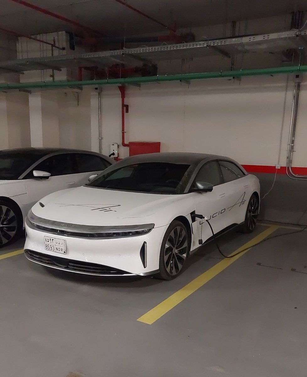 Sultan سـلـطـانــ tweet media