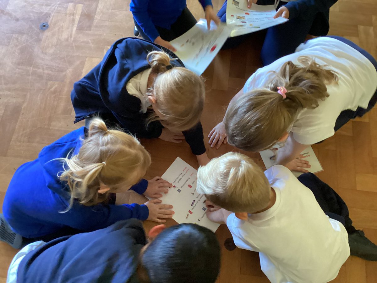 RavensdalePS's tweet photo. Year 2 have been learning about healthy diets for meal times and then showing off their speed and accuracy when playing games in our One Body One Life lessons. We all burnt off a lot of energy today! #RPSY2 #RPSPSHE #RPSPE https://t.co/9lXWyunFDb