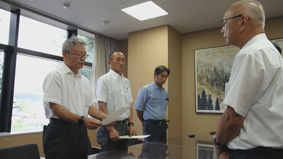 tokamachi_town's tweet photo. 1等米比率1割満たず…農業者団体が仮渡金引き上げ要望
https://t.co/jJ2LGObhKZ
この夏の高温と干ばつの影響でJA十日町に集められたコシヒカリの1等米比率が1割に満たないことがわかりました。ほとんどは2等米…
#JA十日町 #十日町市 #コシヒカリ https://t.co/nxR0sD8CCc