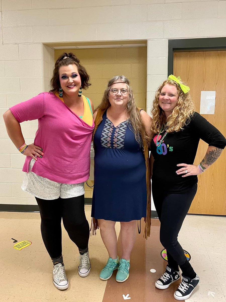 Day 3 we rocked “Decades Day” representing the 80s and 70s. #WeAreKR #DecadesDay #HomecomingSpiritWeek