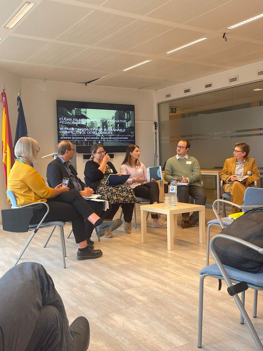 👏🤩An engaging roundtable discussion to close the <a href="/EULab_Community/">EULab</a> event "#BlendedMobility, #InnovativePedagogies and the #GreenTransition"

🙏Thank you <a href="/colellachiara/">Chiaracll</a> for bringing YERUN perspective to today's event!