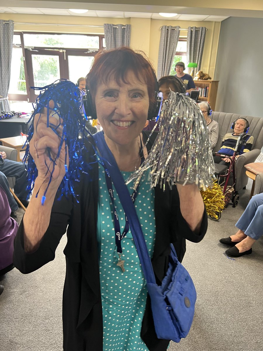 BorrageHouse's tweet image. #thursdayvibes @BorrageHouse yesterday we had a fabulous #silent disco. We sang, laughed and #Danced @StarFabricCare @SarahPAitken @minahan @AnchorLaterLife @SweetShotSnaps @hi