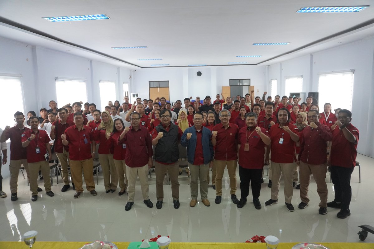 #SahabatBahari, <a href="/djpt_kkp/">Direktorat Jenderal Perikanan Tangkap</a> terus meningkatkan dan memperkuat budaya kerja dgn penyelarasan core values (nilai dasar) ASN yg #Berakhlak (Berorientasi Pelayanan, Akuntabel, Kompeten, Harmonis, Loyal, Adaptif, dan Kolaboratif)

#KKPThrive #DJPTBersinergi #EkonomiBiru