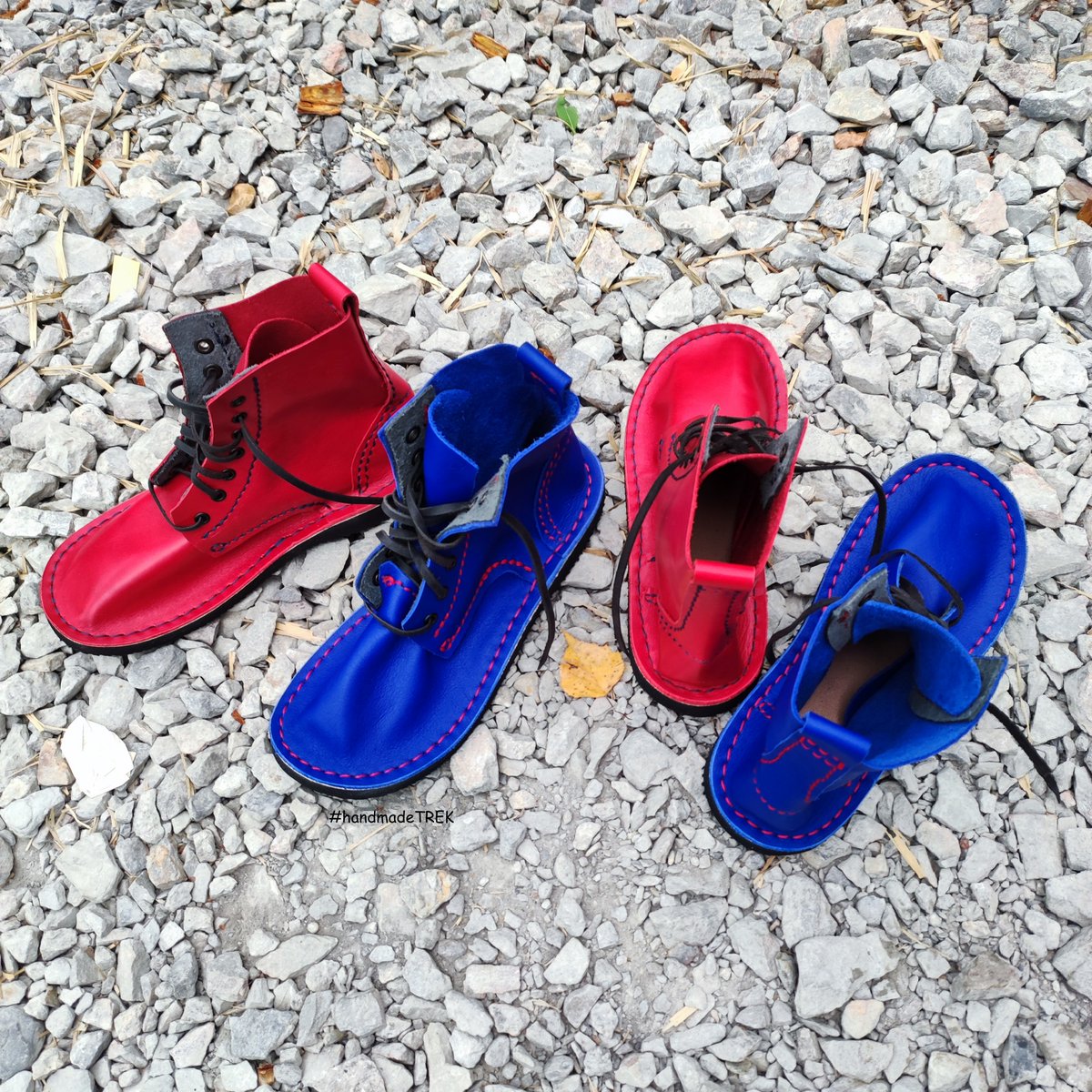 TrekLeather's tweet image. craftmore.net/produkt/trek-b…

Blue
etsy.me/3WNulDc

Red
etsy.me/3CEf9iN

Dual colour red-blue leather TREK shoes
For customer mother &amp;amp; daughter
#Basic7 model. Sizes from 35 to 46
Visit our #craftMore boutique or #etsystore #trekleather
