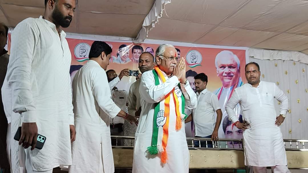 INCMP's tweet photo. पूर्व केंद्रीय मंत्री सुरेश पचौरी जी के नेतृत्व में बैतूल जिले में जन आक्रोश यात्रा जारी।

@pachouri_office https://t.co/azf55lgwEZ