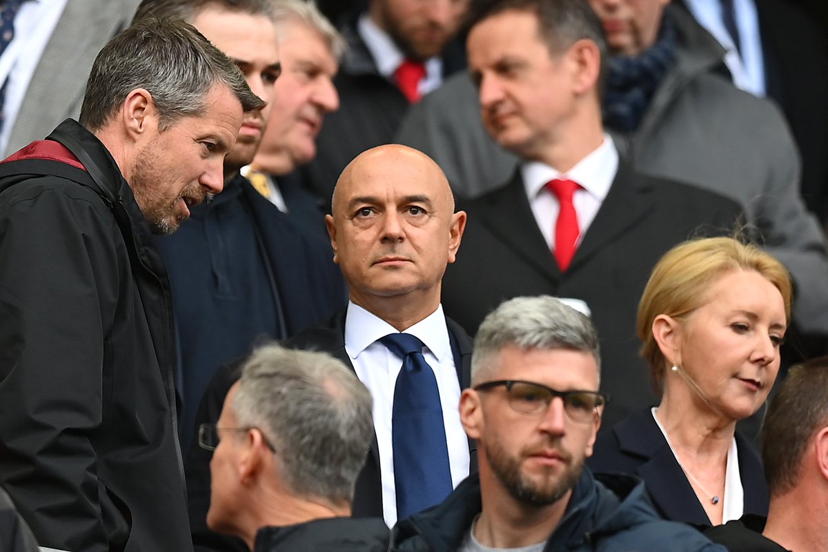 FabrizioRomano's tweet photo. ⚪️ Spurs chairman Daniel Levy: “If Harry Kane, one day, wants to come back to the Premier League and he wants to come to Tottenham — we would have the ability to re-sign him”.

“You can’t look into the future. Who knows…”, told @Business. https://t.co/vWbax328Sr