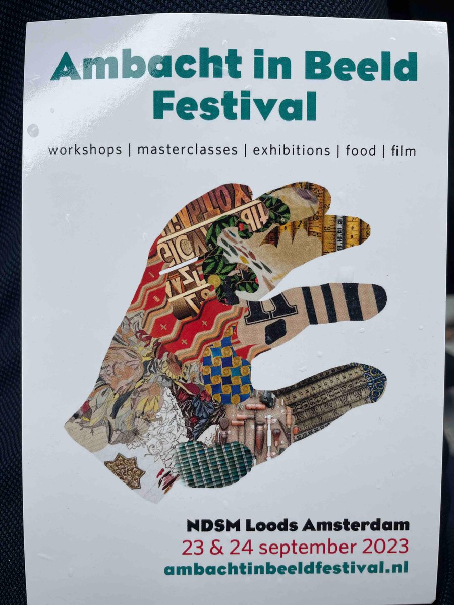 janssenstuc's tweet photo. De jeugd heeft de toekomst. Ambacht in beeld is voor ieder ambacht een podium in de NDSM loods te Amsterdam. https://t.co/dAnh7XW5YW #ambacht #noa #vmbo #school #afbouwprofs #amsterdam #ndsm #loods #stukadoren #afbouw #afbouwprofs https://t.co/iTU2QvL8nx
