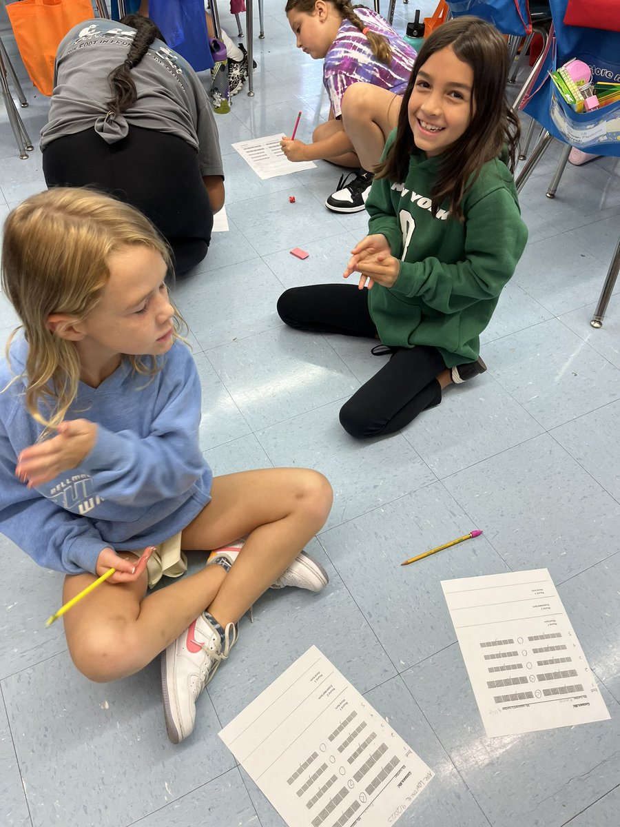 rothmancamp's tweet photo. Having fun playing Compare Me! to reinforce our number sense @rothmancamp @CampAvePride https://t.co/frrQr5CmTv