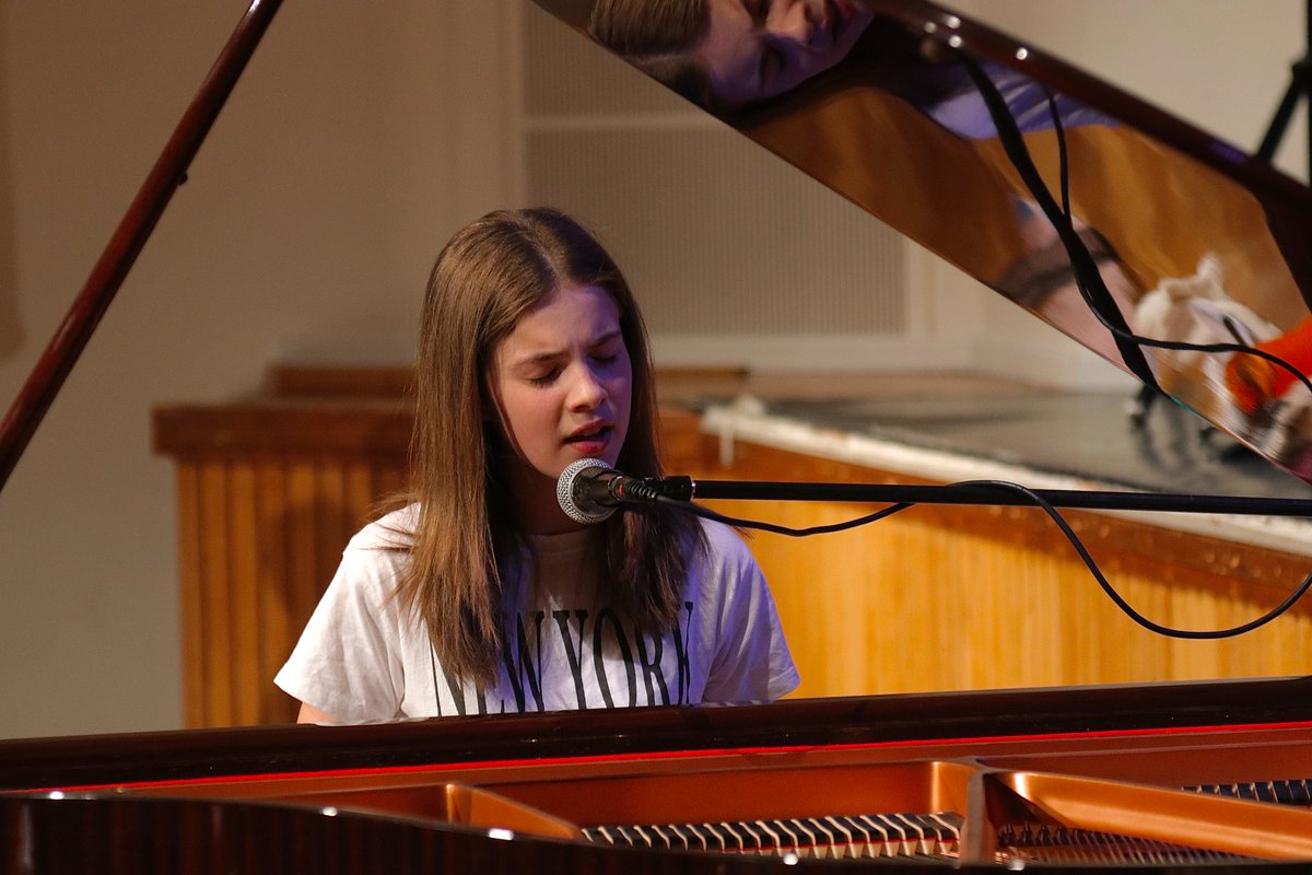 St Peter's 8-13 at St Peter’s School, York (@stpeters8_13) on Twitter photo #StPetersYear8 pupil Isla is going to Notting Hill this weekend to perform in the @SongAcademyUK Young Songwriter 2023 showcase event at <a href="/TabernacleW11/">The Tabernacle W11</a>. 🎤
She is one of the top 10 finalists in her age range out of 1000 entries. We wish Isla the best of luck🤩
#StPetersTogether #StPetersYear8 pupil Isla is going to Notting Hill this weekend to perform in the @SongAcademyUK Young Songwriter 2023 showcase event at <a href="/TabernacleW11/">The Tabernacle W11</a>. 🎤
She is one of the top 10 finalists in her age range out of 1000 entries. We wish Isla the best of luck🤩
#StPetersTogether