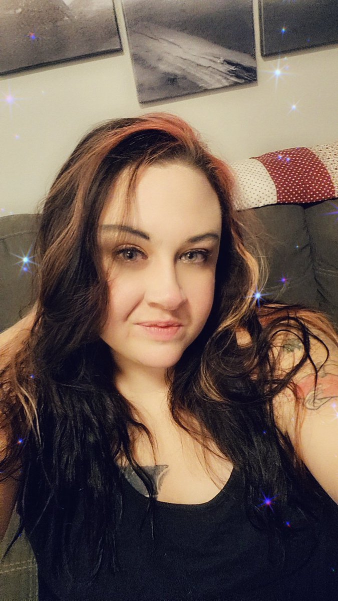 KatieLaydee87's tweet photo. Birthday was 9~20. My first selfie as a 36yo...and I didn't go out n party...🖤🖤🖤 https://t.co/5Qcp5XuC4o