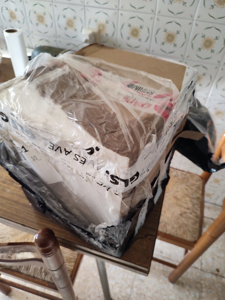 Crestongames tweet media