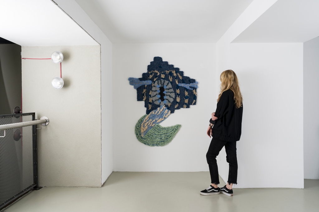PulpoGallery's tweet photo. If you want to experience the artworks by #ConstanzaCamilaKramerGarfias, come by and enjoy the #exhibition "It's a material world" which features 4 of her unique works.
To enquire about this piece, click https://t.co/JqAoVw110s.
#pulpogallery #munich #contemporaryart #art https://t.co/wLtYiFeqqi