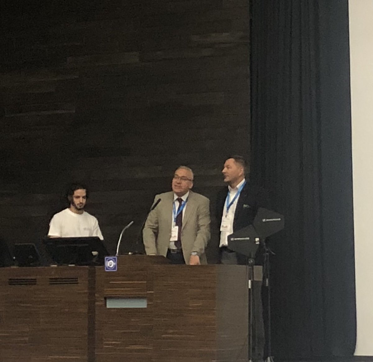 The inauguration of the 20th ESS Congress by the past and present Presidents: Evangelos Giamarellos- Bourboulis and @osuchm