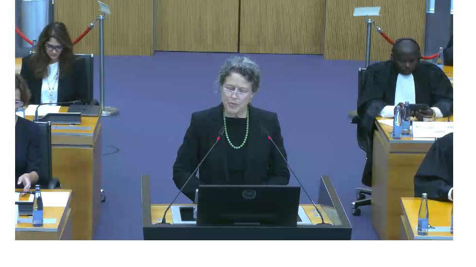 Just starting: @iucn_wcel 's @ChristinaVoigt2 and @CymiePayne delivering @IUCN 's arguments at  @ITLOS_TIDM #ITLOScase31 on States' specific obligations under #UNCLOS to address pollution of the marine environment through #climatechange. Follow live here: itlos.org/en/main/cases/…