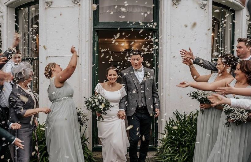 Weddings at Porthpean - September brings weddings and seaside celebrations.