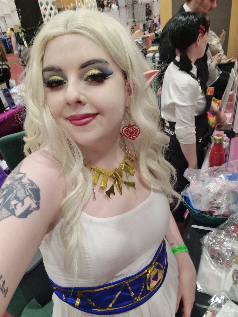 Katch is playing: Twilight Princess 🌸 tweet media
