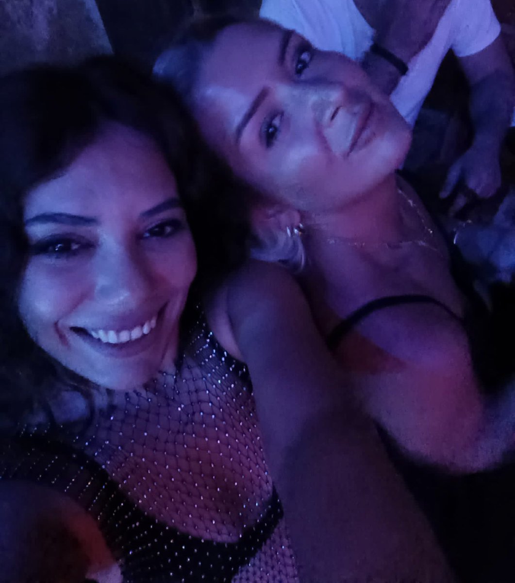 nghnard's tweet photo. Bu Platformun bana kattığı en güzel şey 💚 nereden nereye binlerce km öteden gelip burada buluşmak 😍 @nessiandree https://t.co/PzqMX16yle