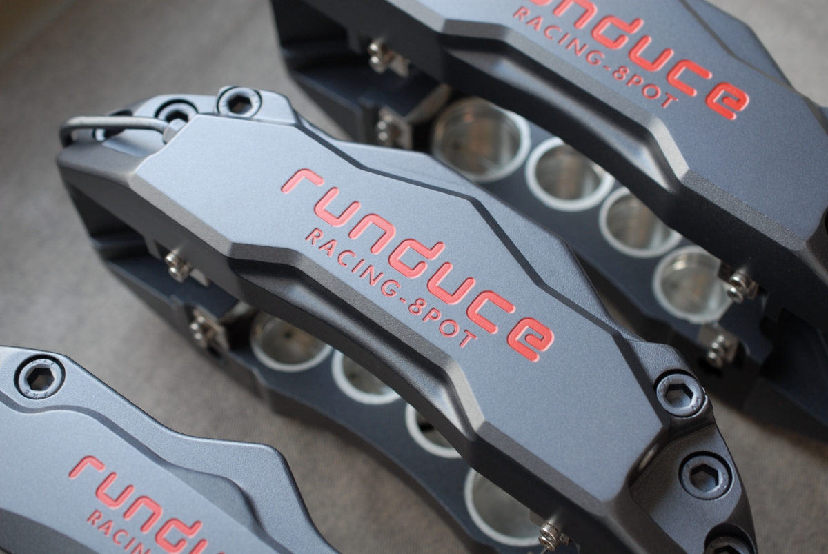 Takahata_P's tweet photo. RUNDUCEブレーキキャリパーに、日産ガングレーメタリック(KH2)の艶消し仕上げで塗装を施しました。凹んだ文字部はブレンボレッドの赤を採用しています。
#RUNDUCE #ブレーキキャリパー塗装 #PRO_Fit https://t.co/QNcdoKMQoN